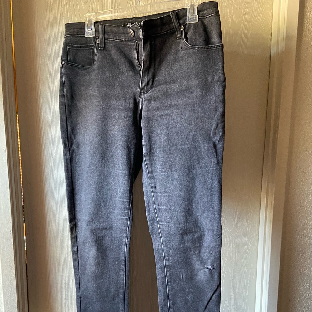 Ankle cut jeans